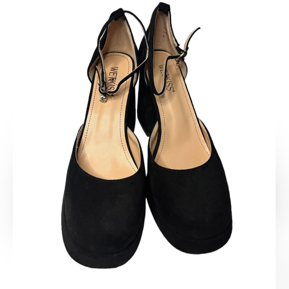 Black Wet Kiss Platform Heels